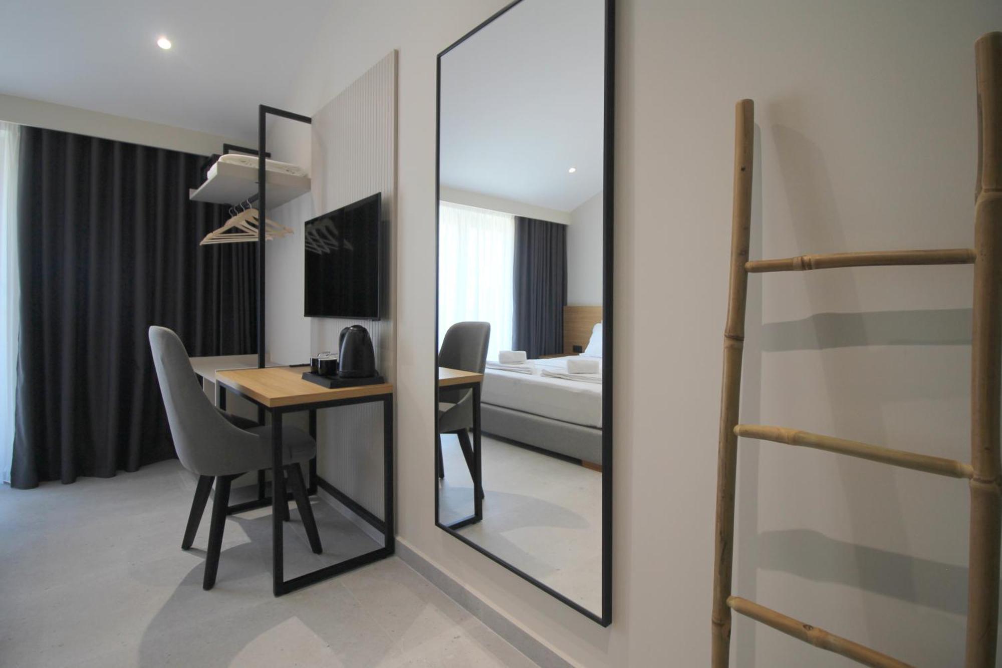 Niklas Boutique Hotel Саранда Экстерьер фото
